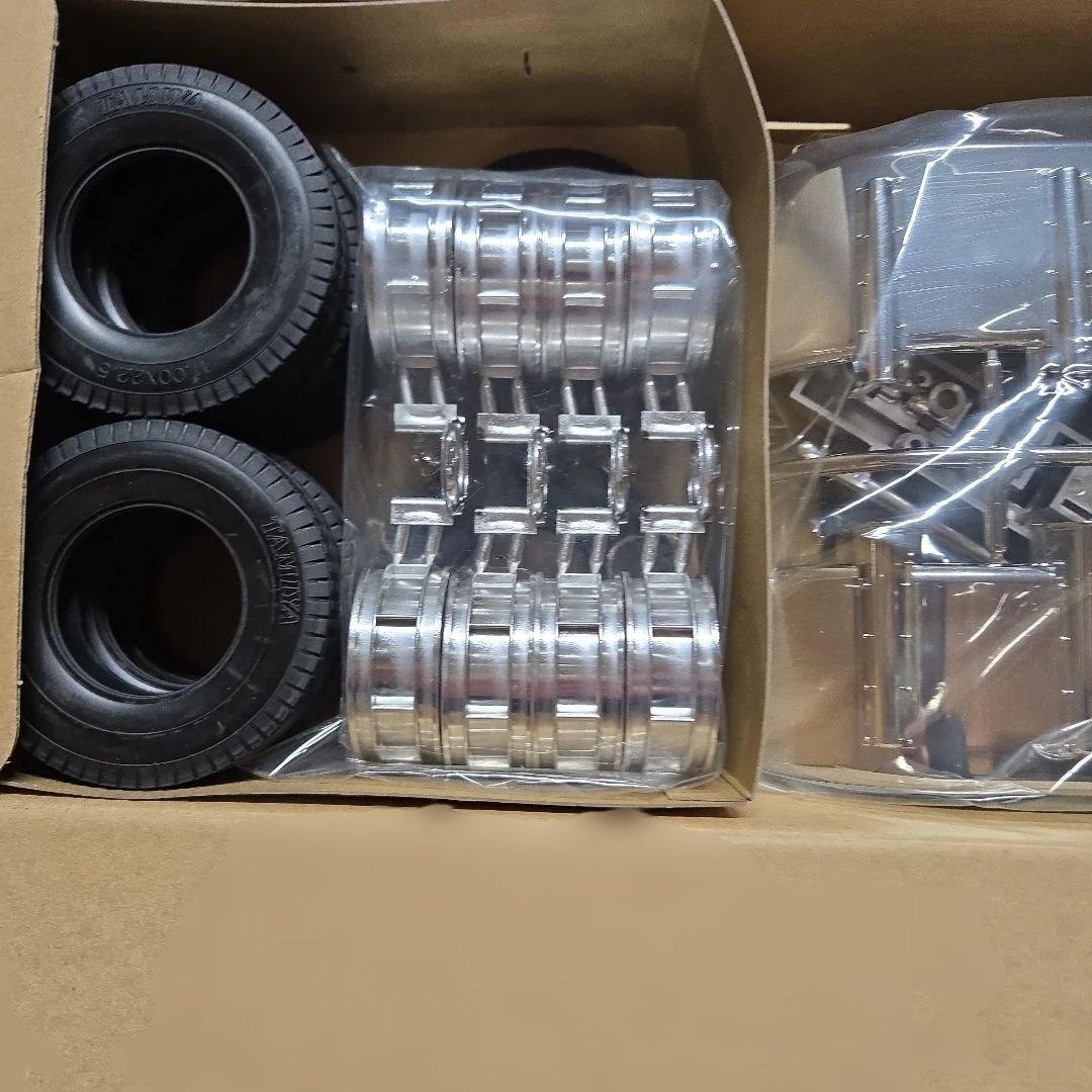 TAMIYA トレーラートラック用 パネルバン・セミトレーラー