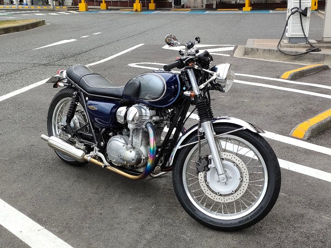 W800 フロントフェンダー EJ800A