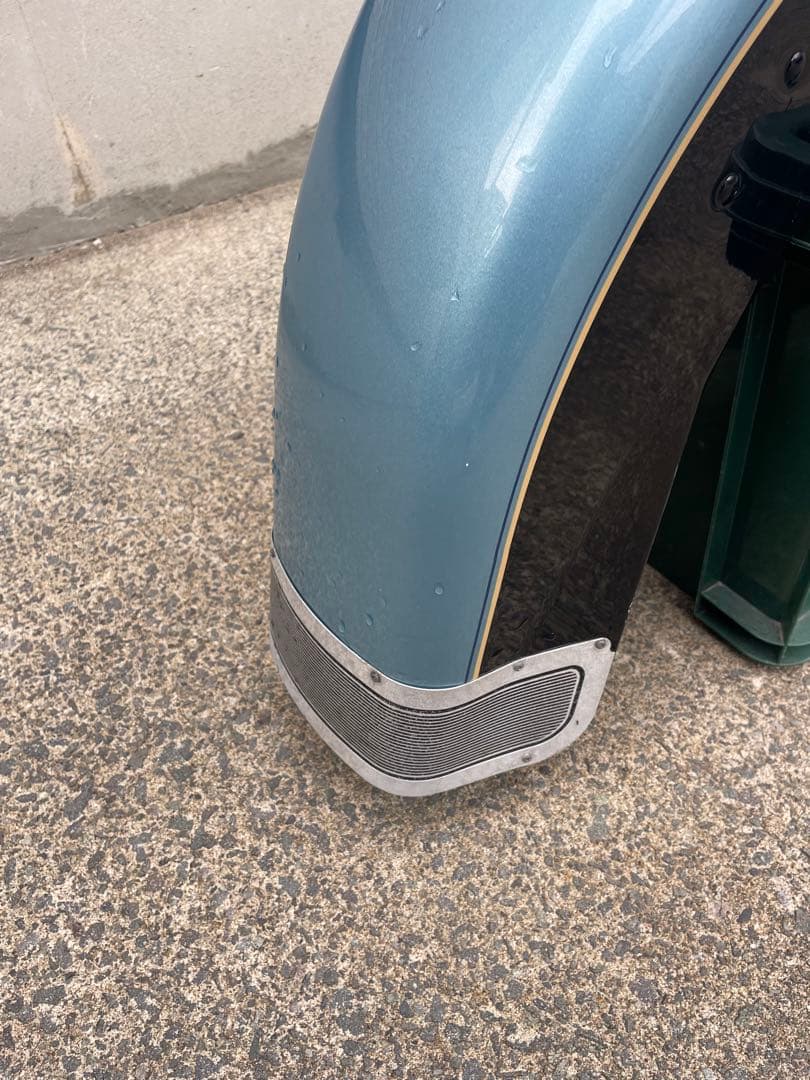 ハーレー　ソフティル　フロントフェンダー