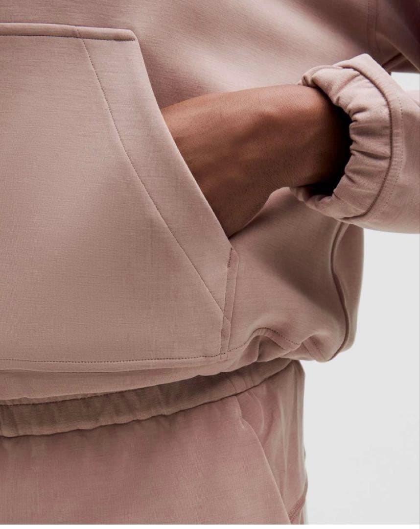 ★新品タグ付き★ ルルレモン ハーフジップ トレーナー