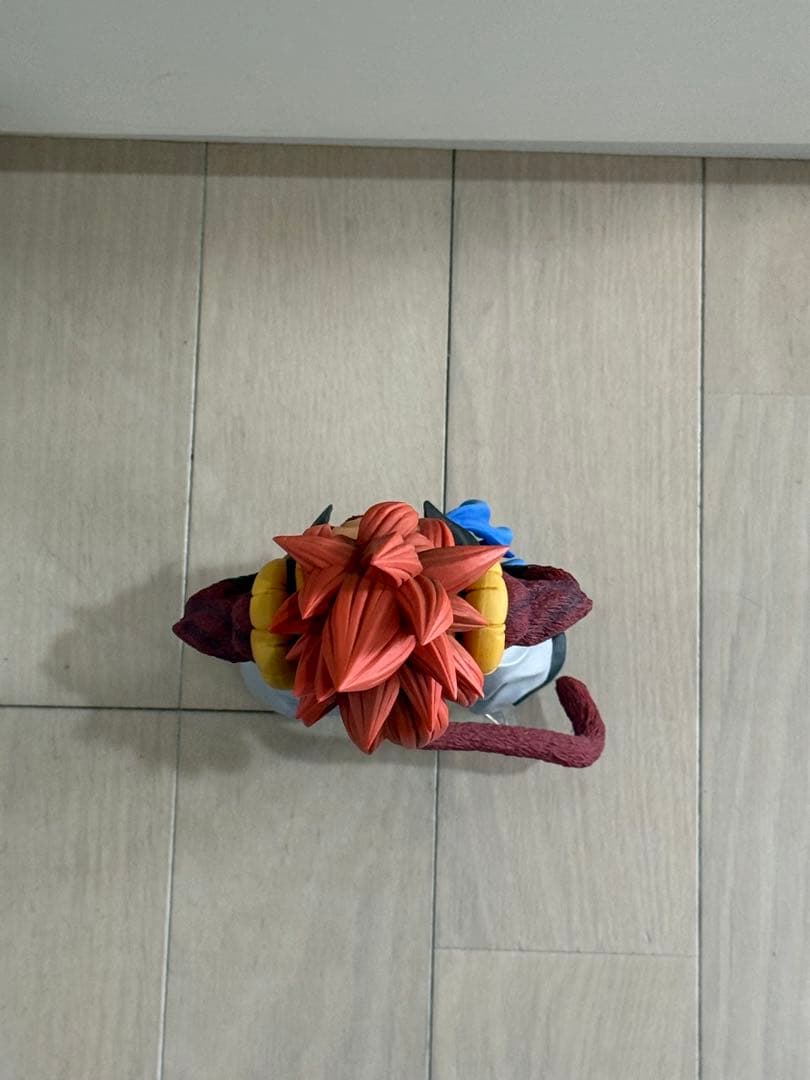 ドラゴンボール 超サイヤ人ゴッド超サイヤ人 フィギュア