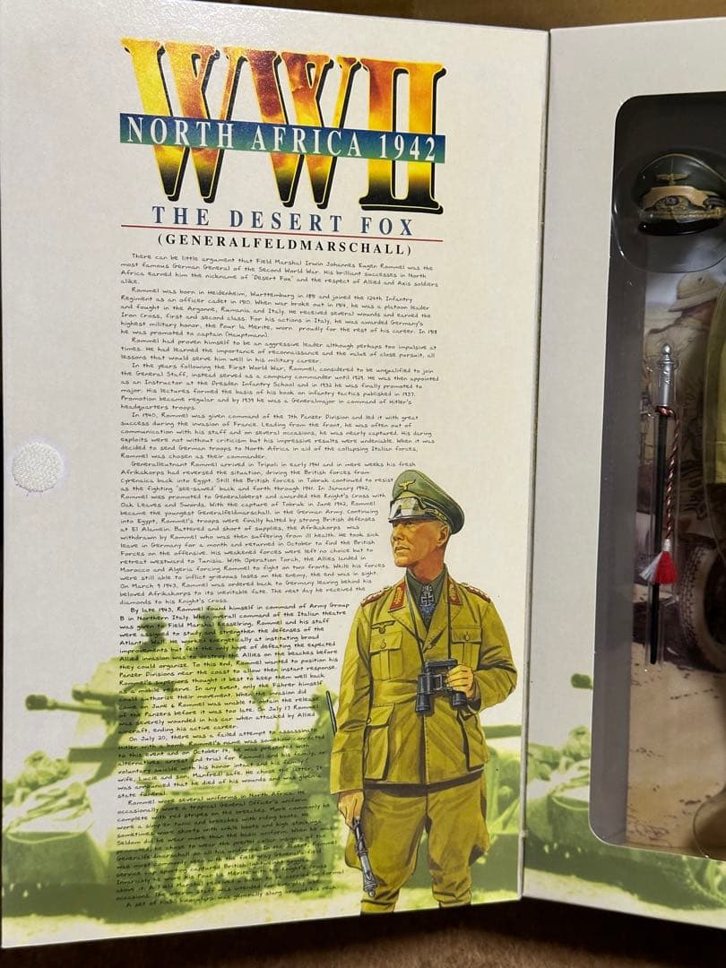 ドラゴン社 WWⅡ 1942 1/6ドイツ国防軍 ロンメル陸軍元帥