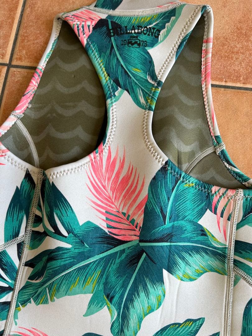 ビラボンbillabongウエットスーツsurfcapsuleショートジョン水着