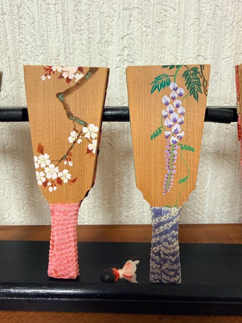 ちりめん細工 羽子板 12か月セット 季節の花 十二ヶ月 縁起物 飾り台、羽付き