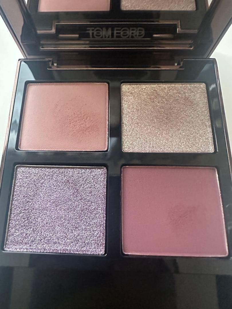 TOM FORD トムフォード　アイカラークォード01S　メタリックモーブ