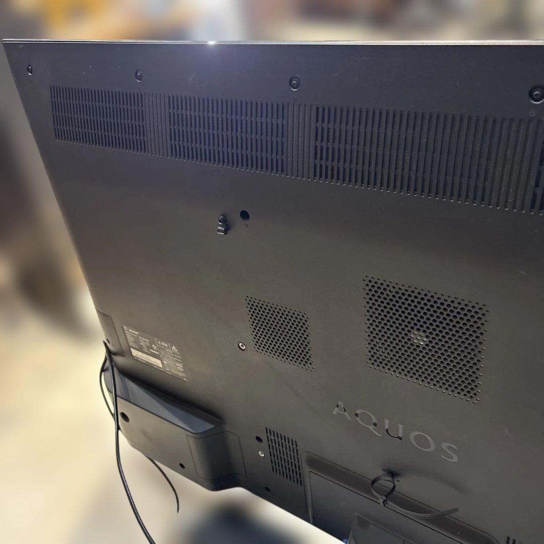 SHARP　50インチ液晶テレビ