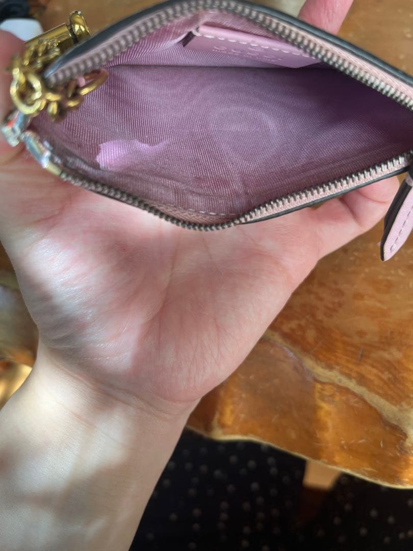 グッチ　いちご　キーケース　箱あり