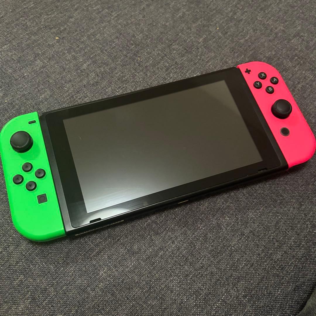 【セール中】Nintendo Switch グリーン/ピンク 本体 ケース付き