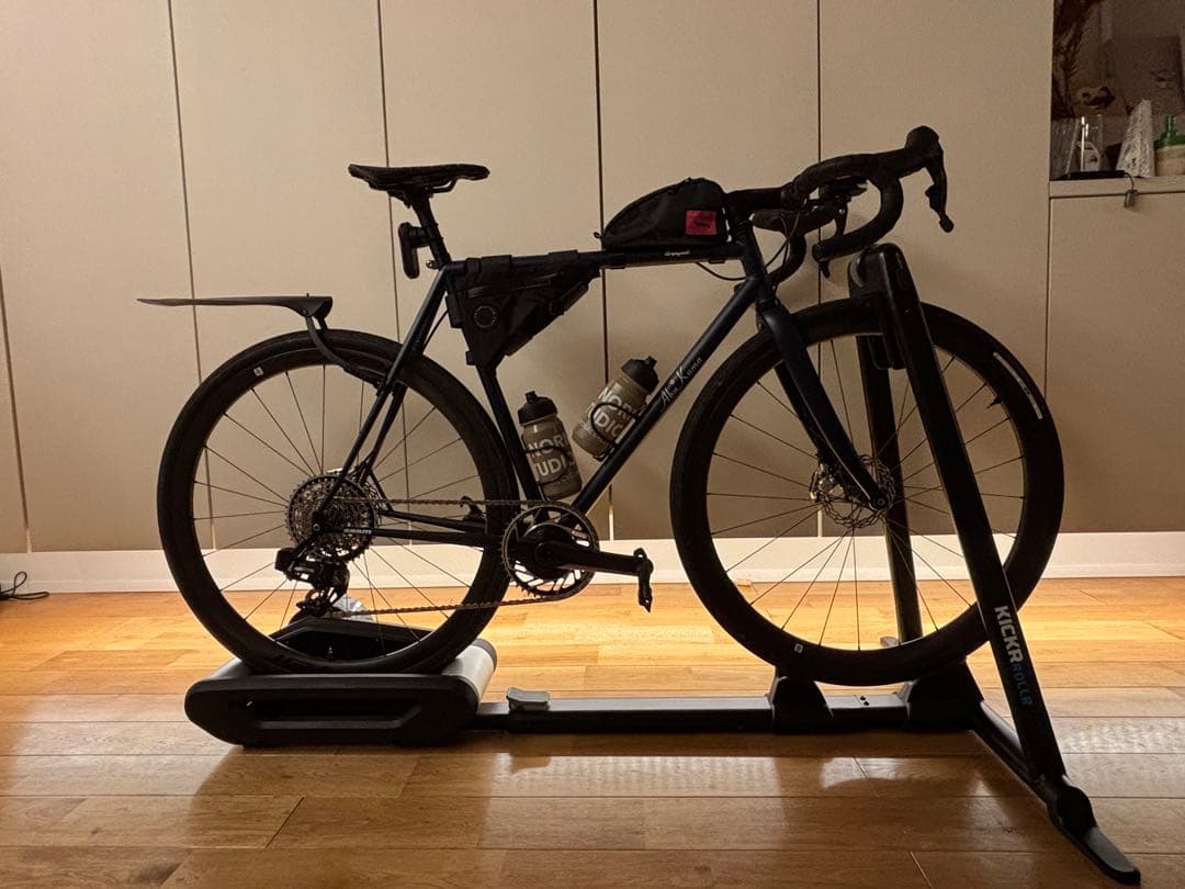 Wahoo KICKR スマートトレーナー