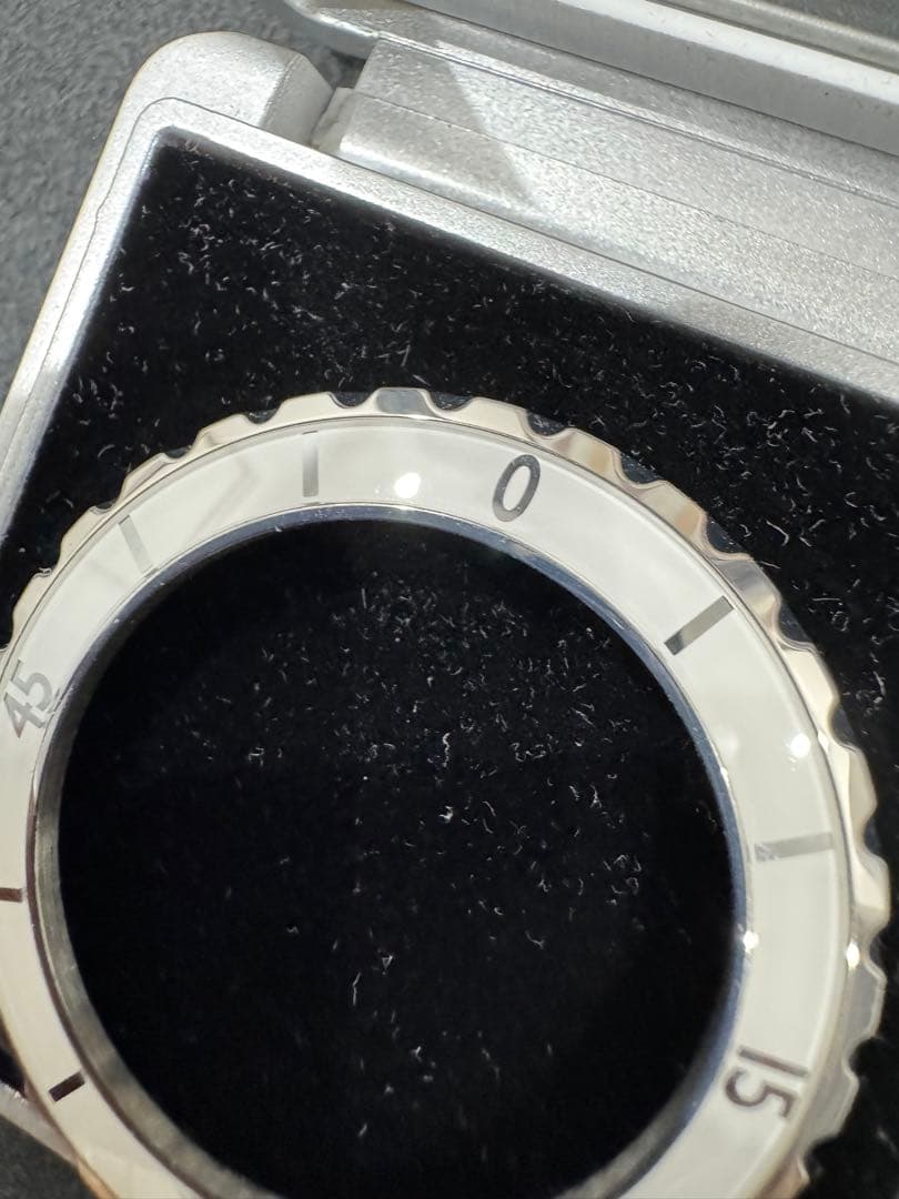 CHANEL J12 38ミリ　白　純正ベゼル