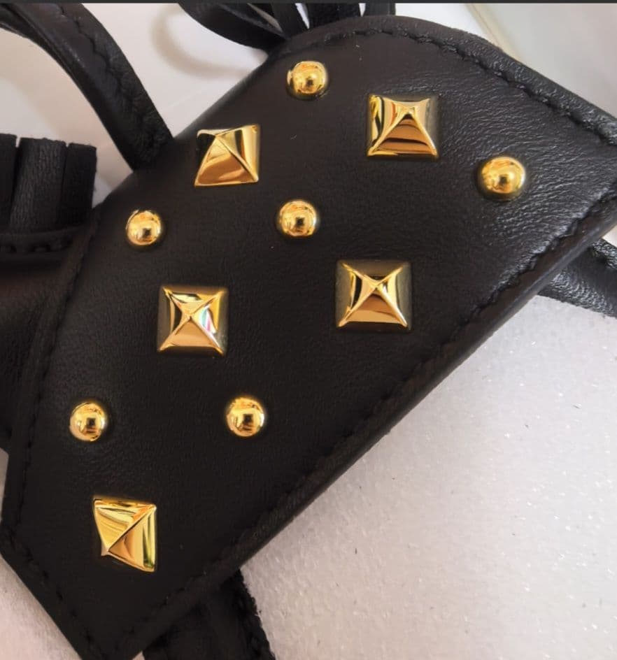 【新品】エルメス ロベオ・ロックPM ゴールドスタッズ チャーム ブラック 黒