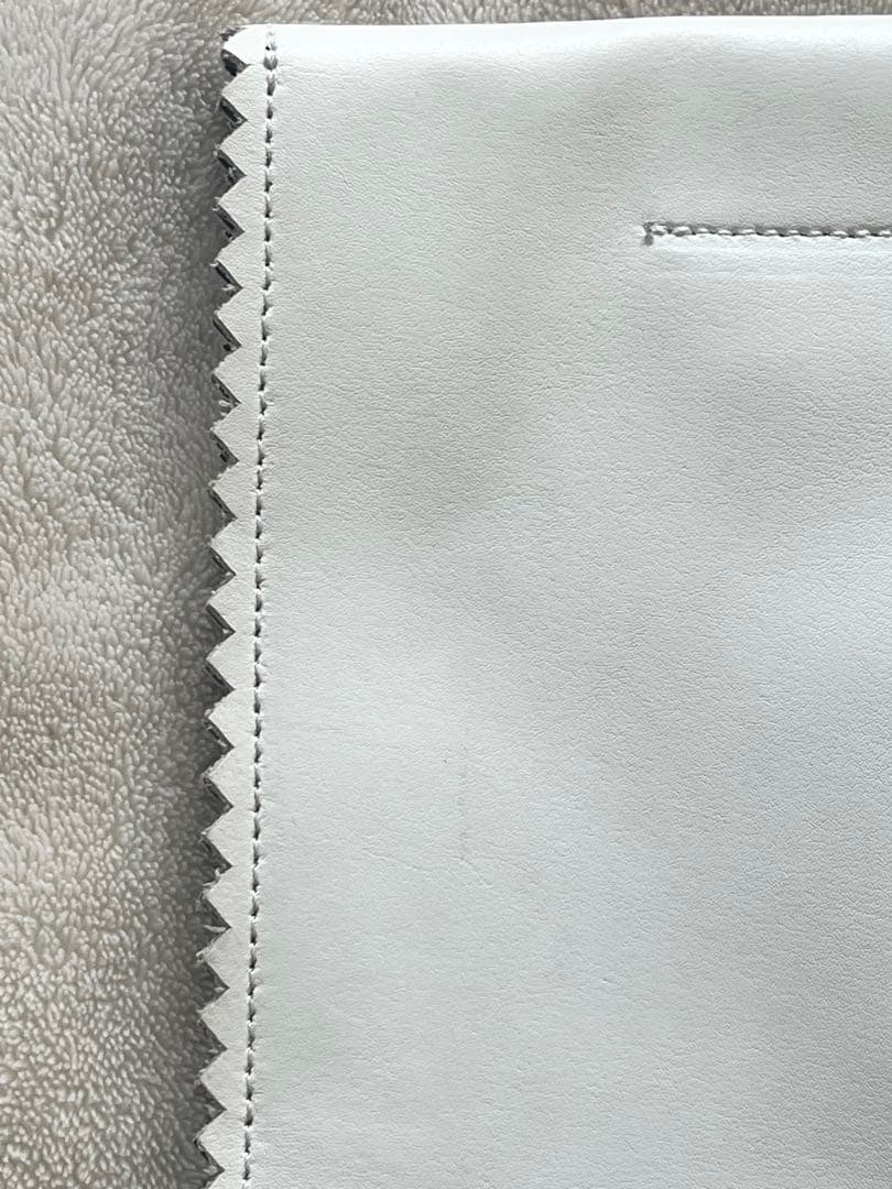 MM6 MaisonMargiela マルジェラのクラッチバッグ(白)