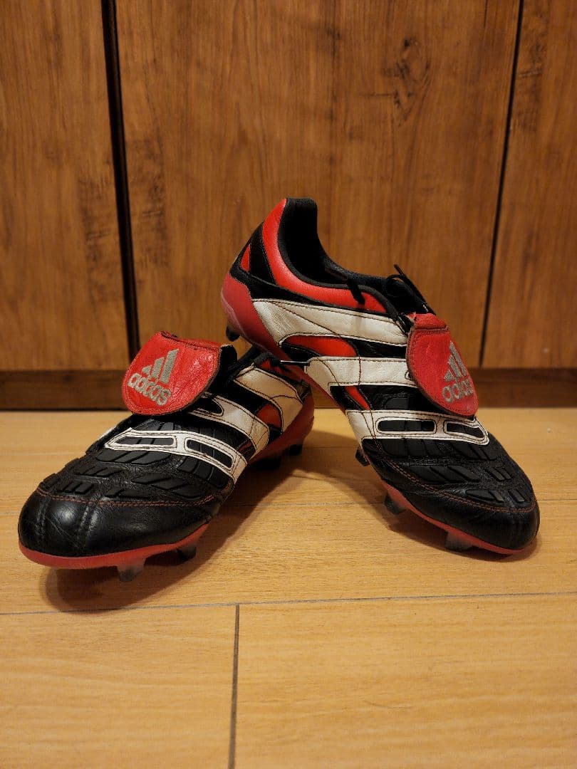 アディダス　プレデターアクセレレイター　fg・ag 2018 復刻版