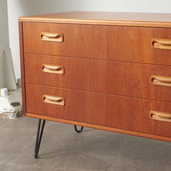 92720★G-PLAN Fresco チーク チェスト 鉄脚 サイドボード