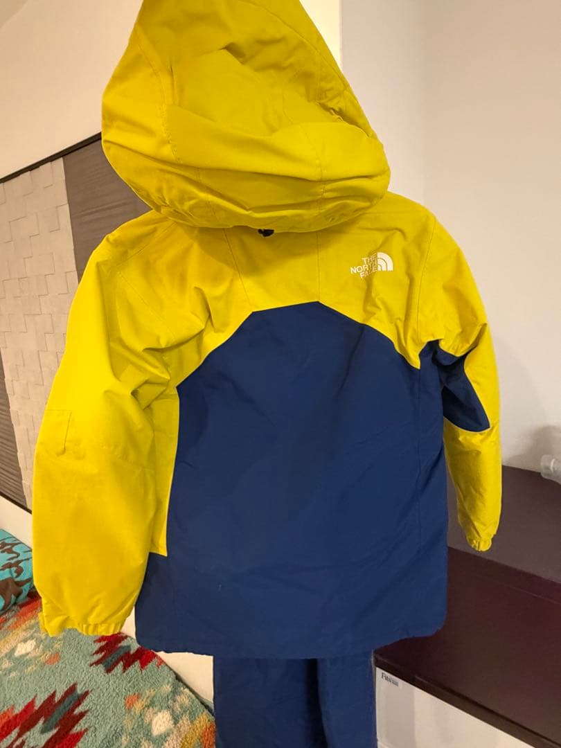 The North Face 子ども用スキーウェア 上下セット
