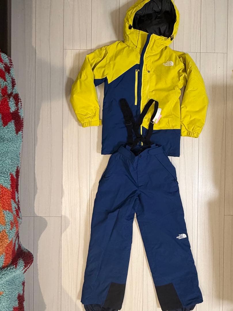 The North Face 子ども用スキーウェア 上下セット