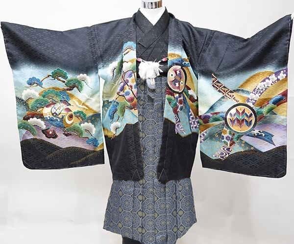 七五三 五歳 男児 羽織袴フルセット 黒地 金襴袴 お仕立て無料 袴変更可能