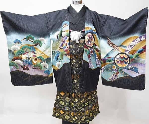 七五三 五歳 男児 羽織袴フルセット 黒地 金襴袴 お仕立て無料 袴変更可能