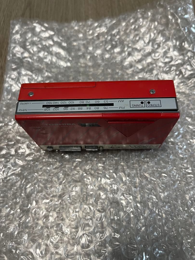 TOSHIBA Walky カセットプレーヤー レッド