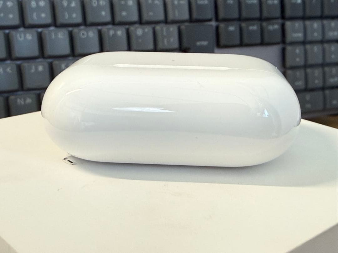 AirPods Pro（第2世代）USB-C 充電ケース付き