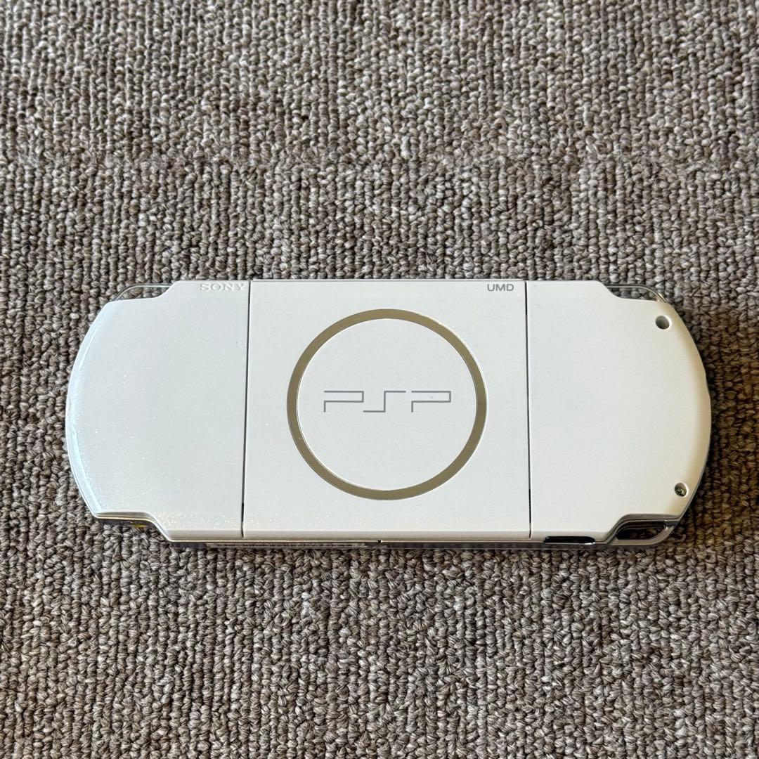 PSP-3000 パールホワイト 箱付き