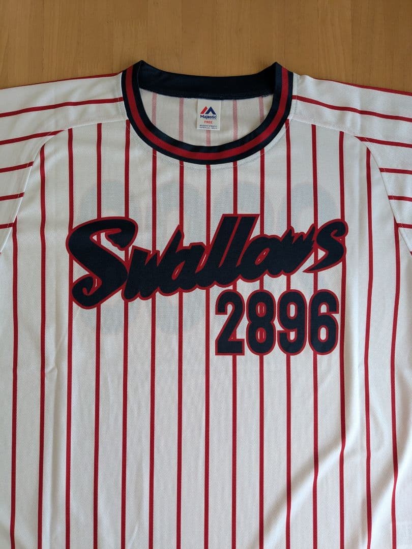 新品未使用東京ヤクルトスワローズつばくろう復刻ユニフォーム