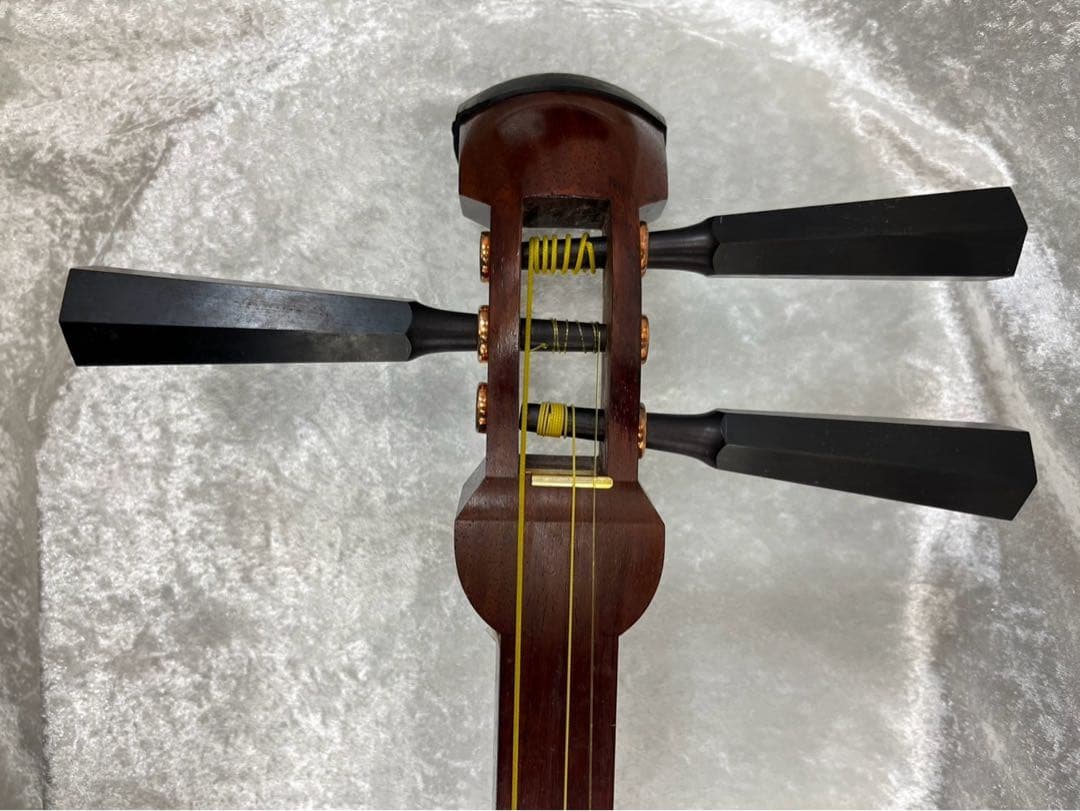 津軽三味線　太棹　銀河印　ソフトケース付