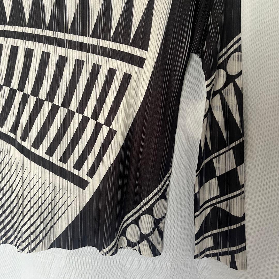 美品 プリーツプリーズ イッセイミヤケ シャツ ハイネック 総柄 トップス