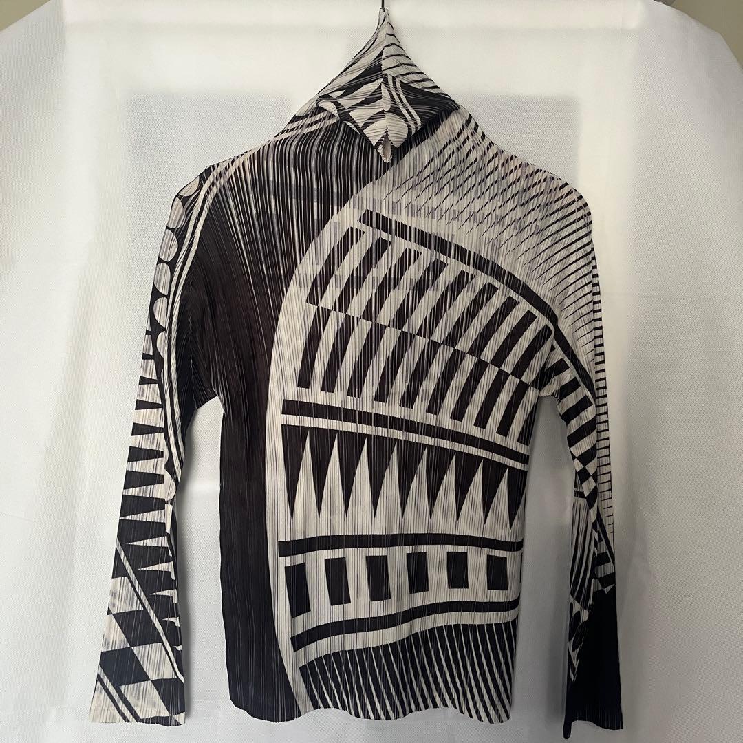 美品 プリーツプリーズ イッセイミヤケ シャツ ハイネック 総柄 トップス