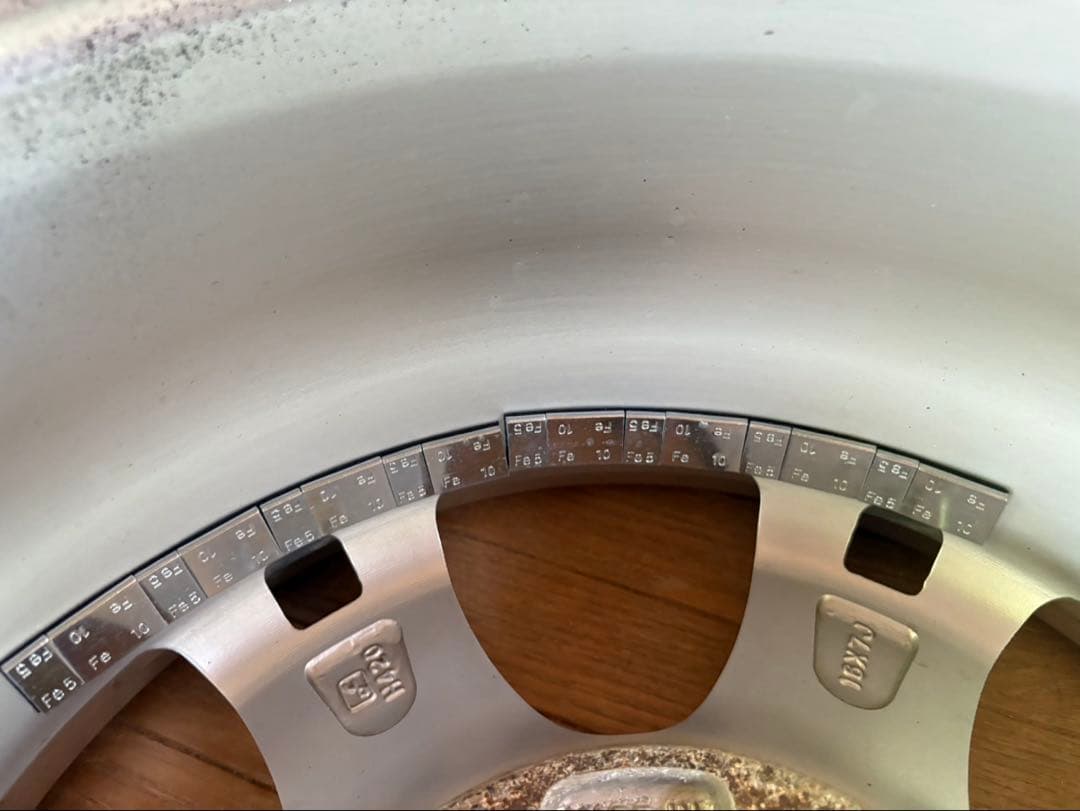 16インチ アルミ ホイール シルバー