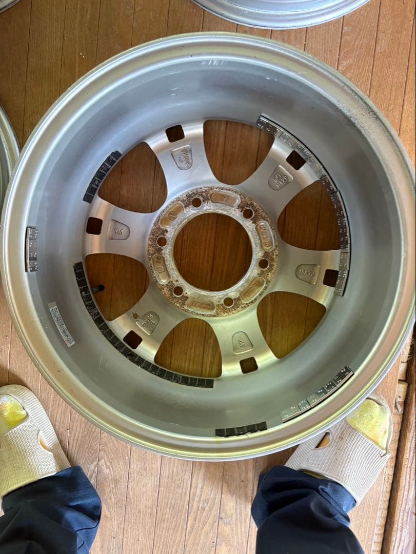 16インチ アルミ ホイール シルバー