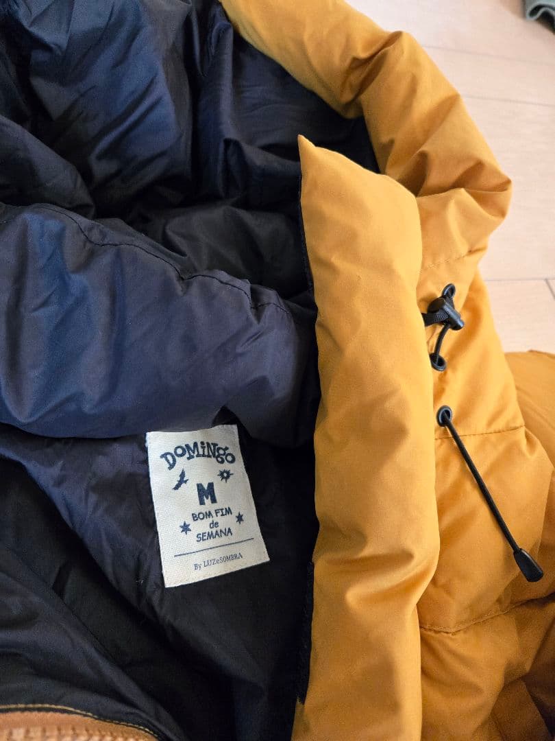 ドミンゴdomingoルースイソンブラマスタードカラー ダウンジャケットMサイズ