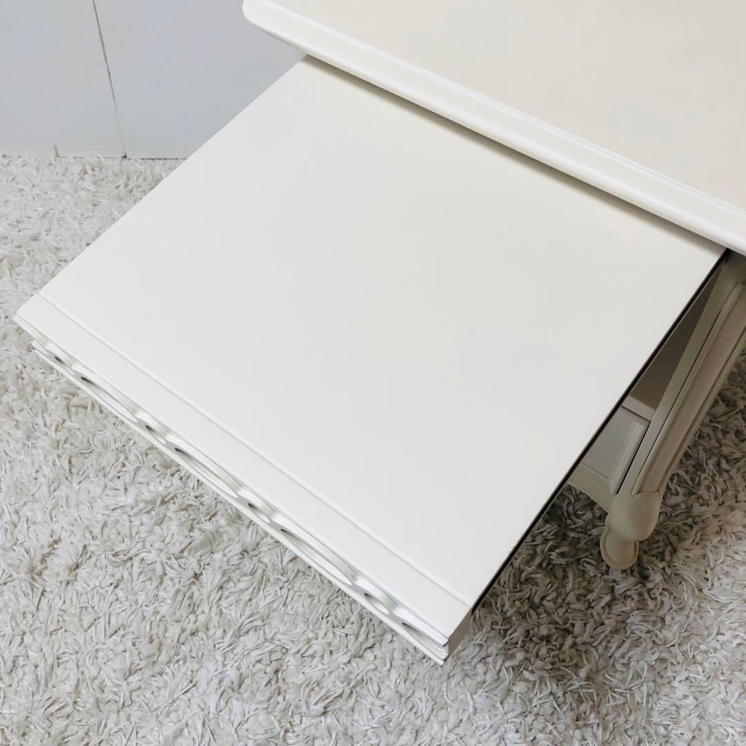 東海家具　ナイトテーブル　猫脚　木製　コンセント付き　完成品