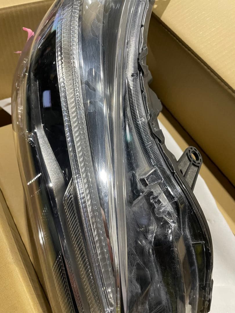 スバル　インプレッサ　GK7 ヘッドライト　右側