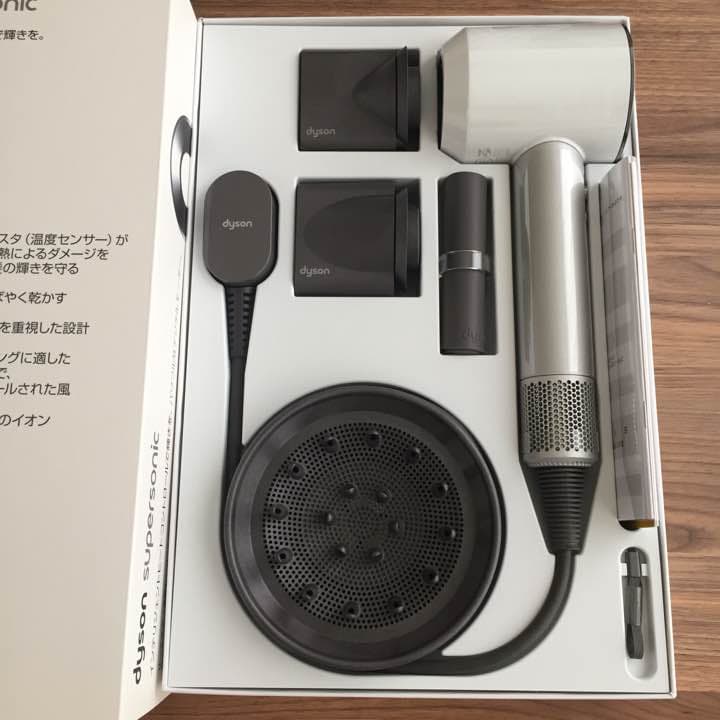 【新品・未使用品】dyson ヘアードライヤー