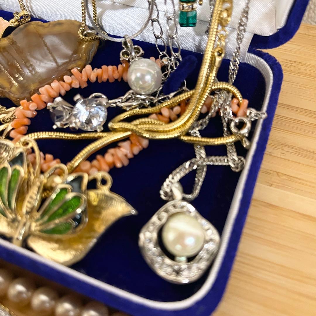 遺品整理 アクセサリー 大量 まとめ ヴィンテージ レトロ