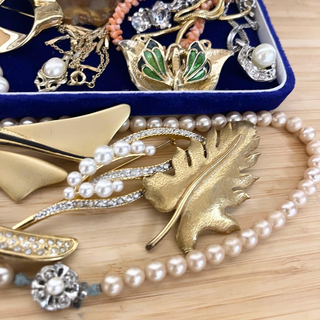 遺品整理 アクセサリー 大量 まとめ ヴィンテージ レトロ