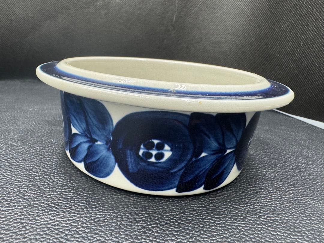 ヴィンテージ アラビア　アネモネ　シリーズ。 深皿　小2個。