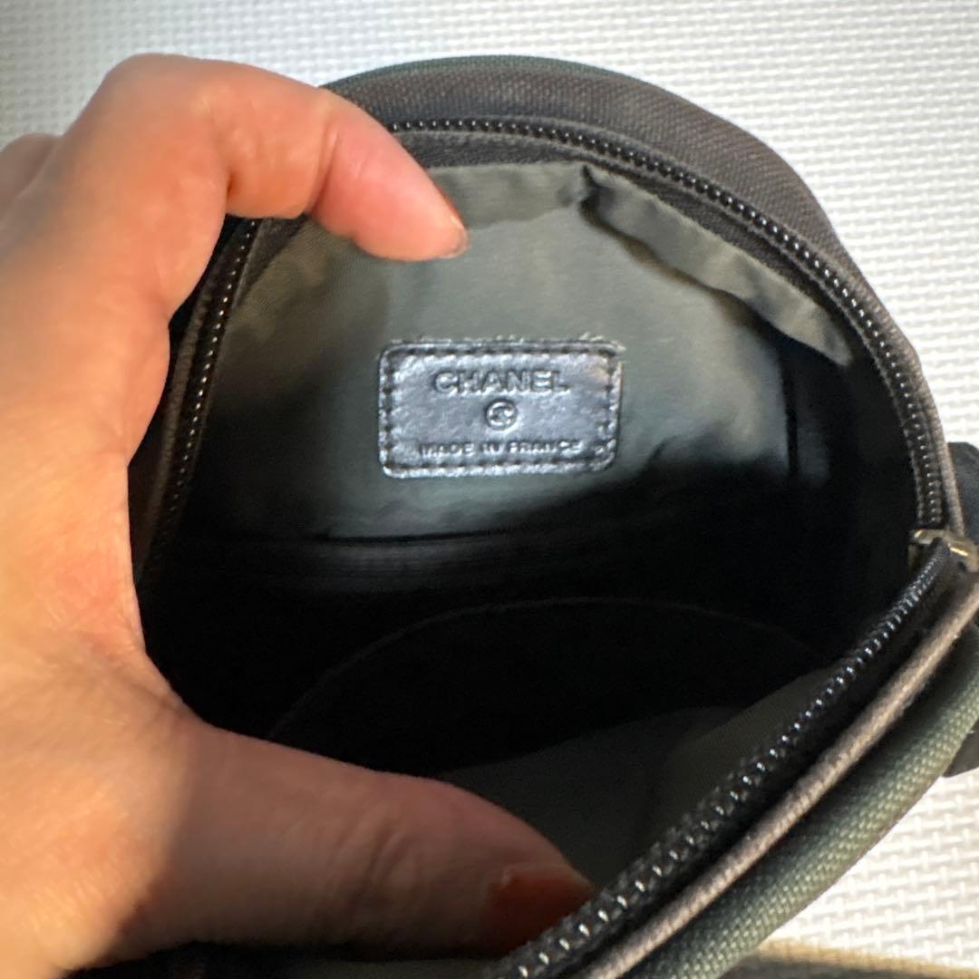 CHANEL ショルダーバッグ ダークブラウン/グリーン