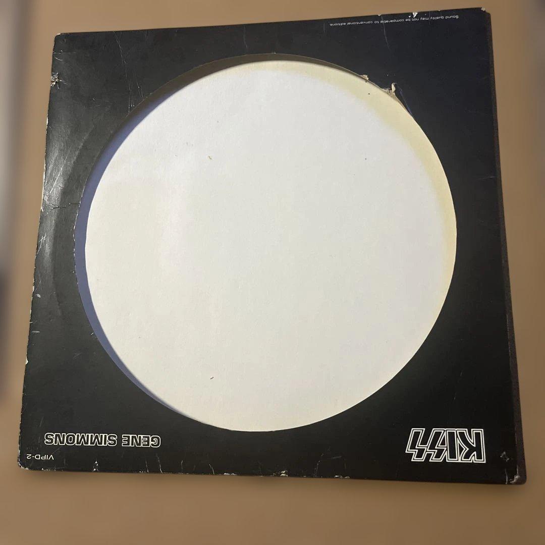 洋楽 KISS GENE SIMMONS