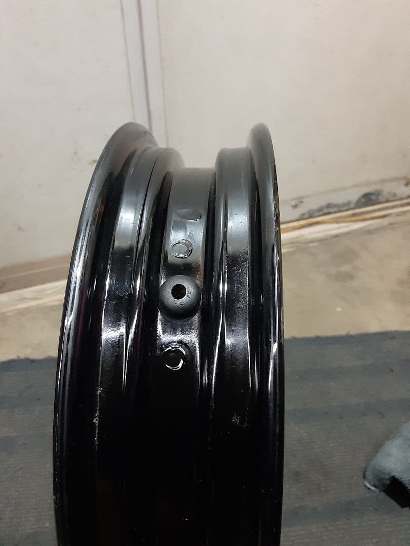 純正　エイプ 50 100 フロントホイール KV7-3 純正黒　12x2.50