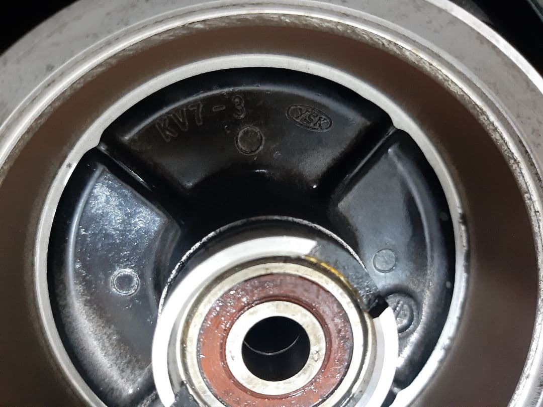 純正　エイプ 50 100 フロントホイール KV7-3 純正黒　12x2.50