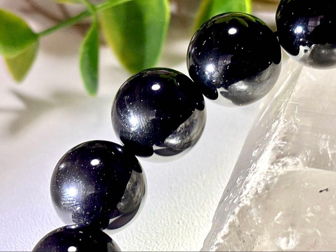 ゆかりん様　神の秘境から舞い降りし破邪最強の守護石　幻のシャングリラ産モリオン