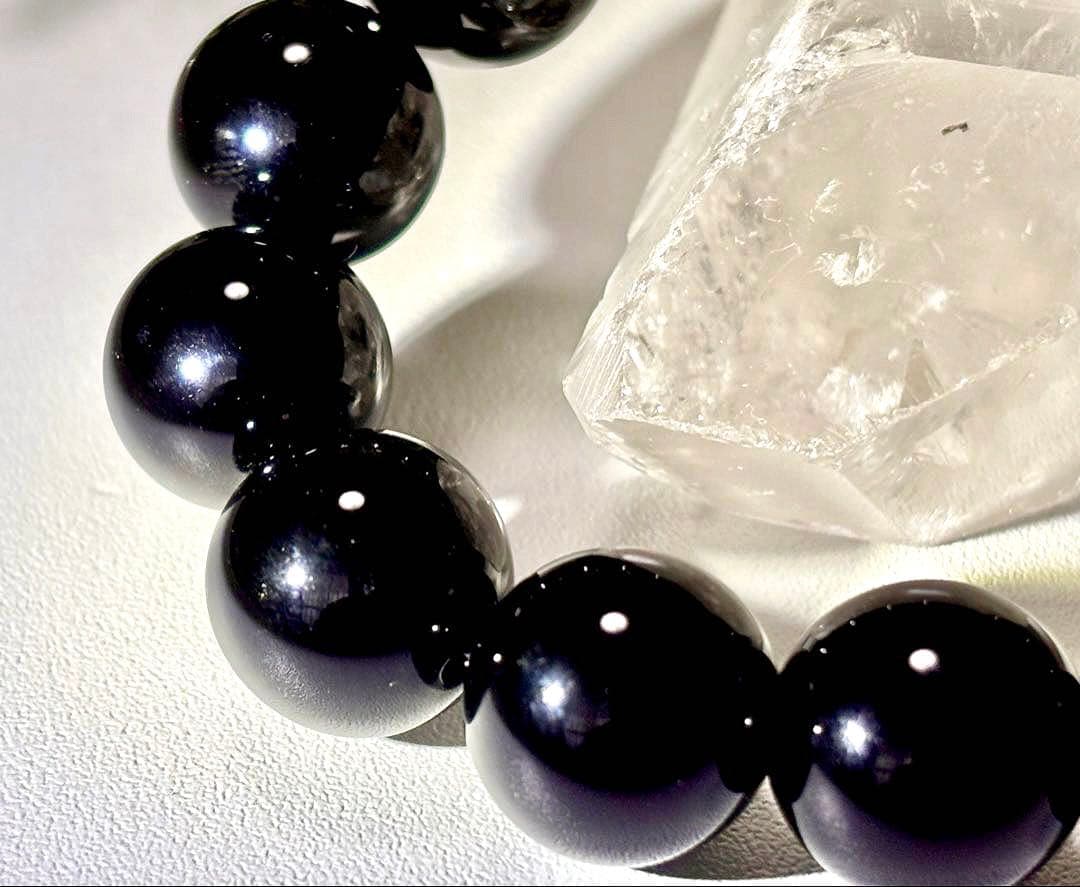 ゆかりん様　神の秘境から舞い降りし破邪最強の守護石　幻のシャングリラ産モリオン