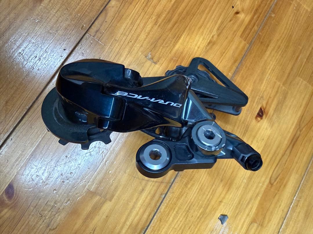 Shimano Dura-Ace RD-R9100リアディレイラー