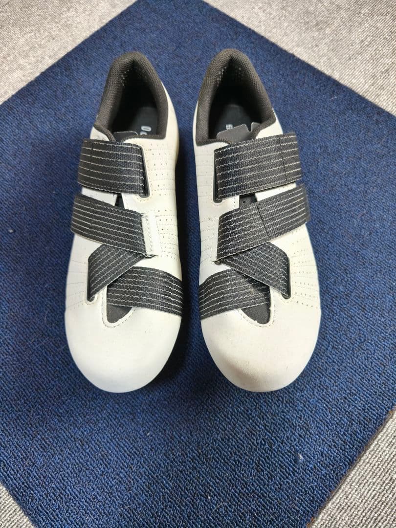 フィジーク TEMPO 白 42サイズ