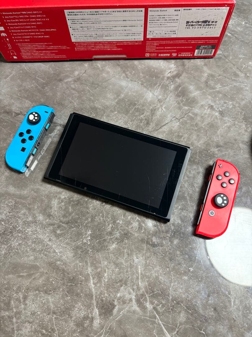 Nintendo Switch 本体 赤/青　Joy-Conハンドル　2個セット