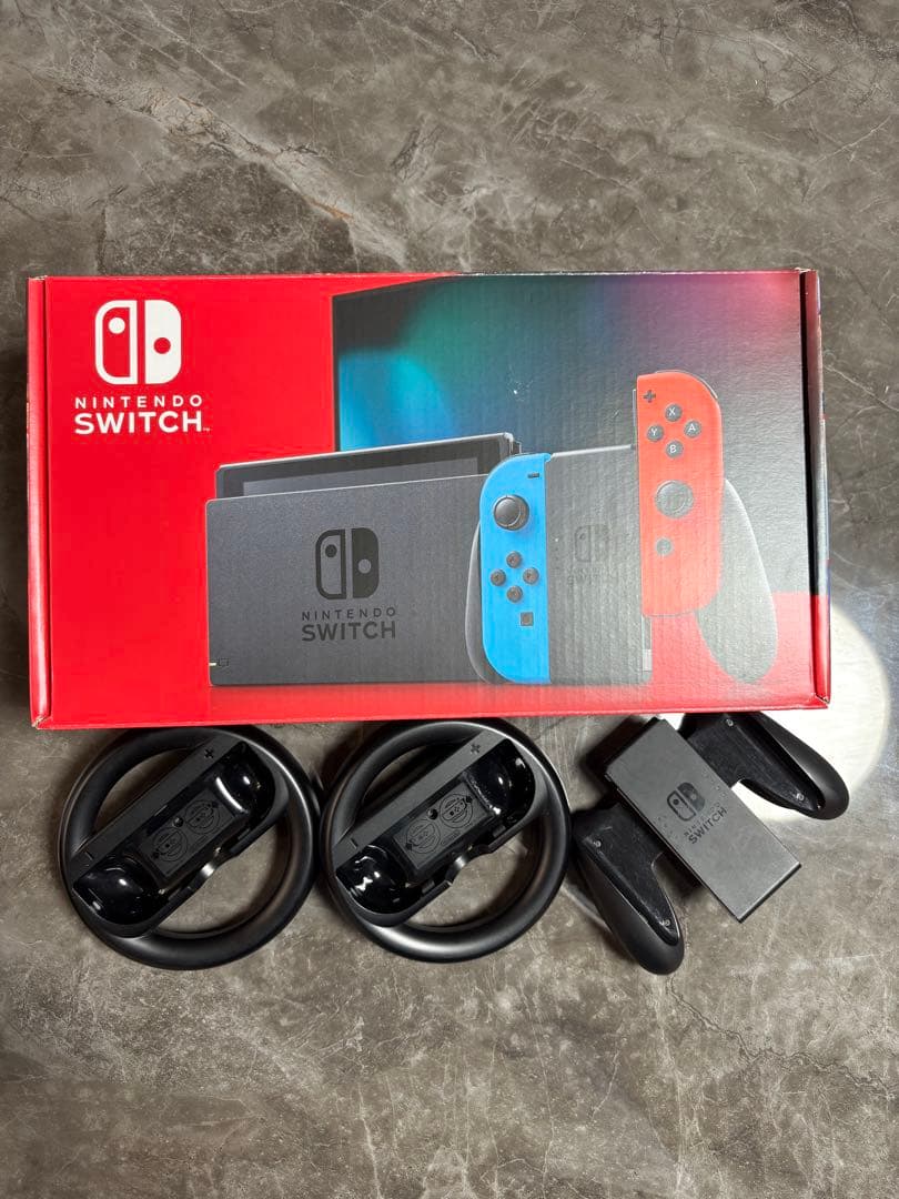 Nintendo Switch 本体 赤/青　Joy-Conハンドル　2個セット