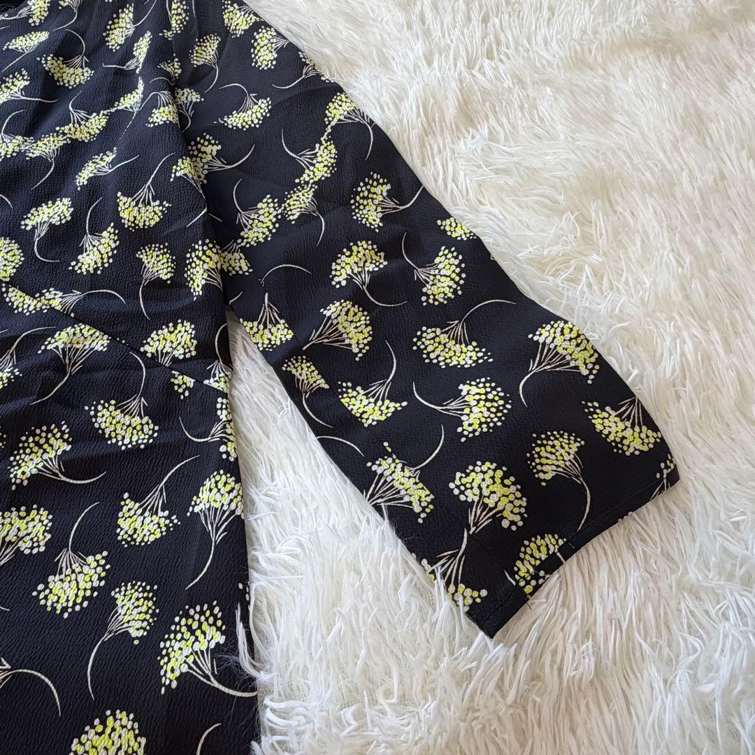 美品　ボールジィ パトリニアプリント バックタックワンピース　トゥモローランド