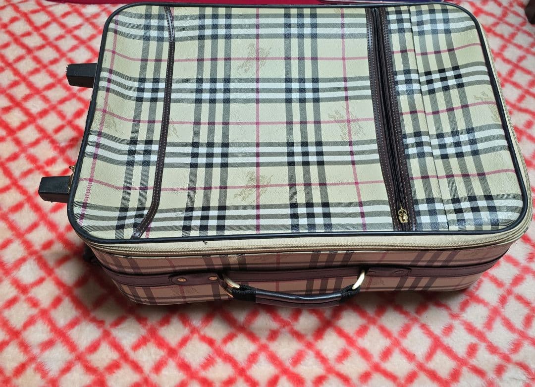BURBERRYバーバリーチェック柄キャリーケース 中型